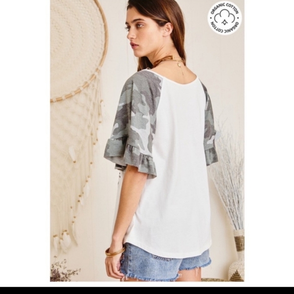 Country roads take me home V neck with camo sleeves - Picture 4 of 5